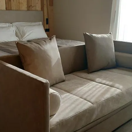 Otel Garni Al Silvestri Vei Livigno