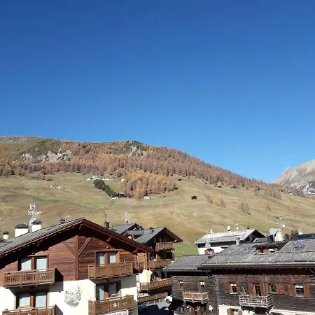 Garni Al Silvestri Vei Otel 2*
